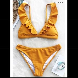 Cupshe fresh aroma solid bikini
